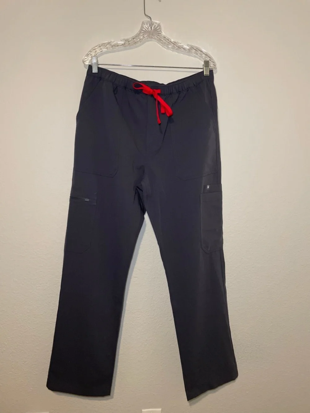 NWT FIGS Technical Collection Cairo Zip Fly Scrub Pants Grey Mens Large PO 8802‎